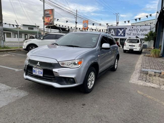  Haz Click aquí y obtendras toda la informacion detallada del Auto Usado   Mitsubishi ASX  gasolina Gris Plata 2017 rural4x2 en Costa Rica sistema de AutoguiaCR.com por sirioscr.com Google.com en la agencia AUTO XIRI TIBAS